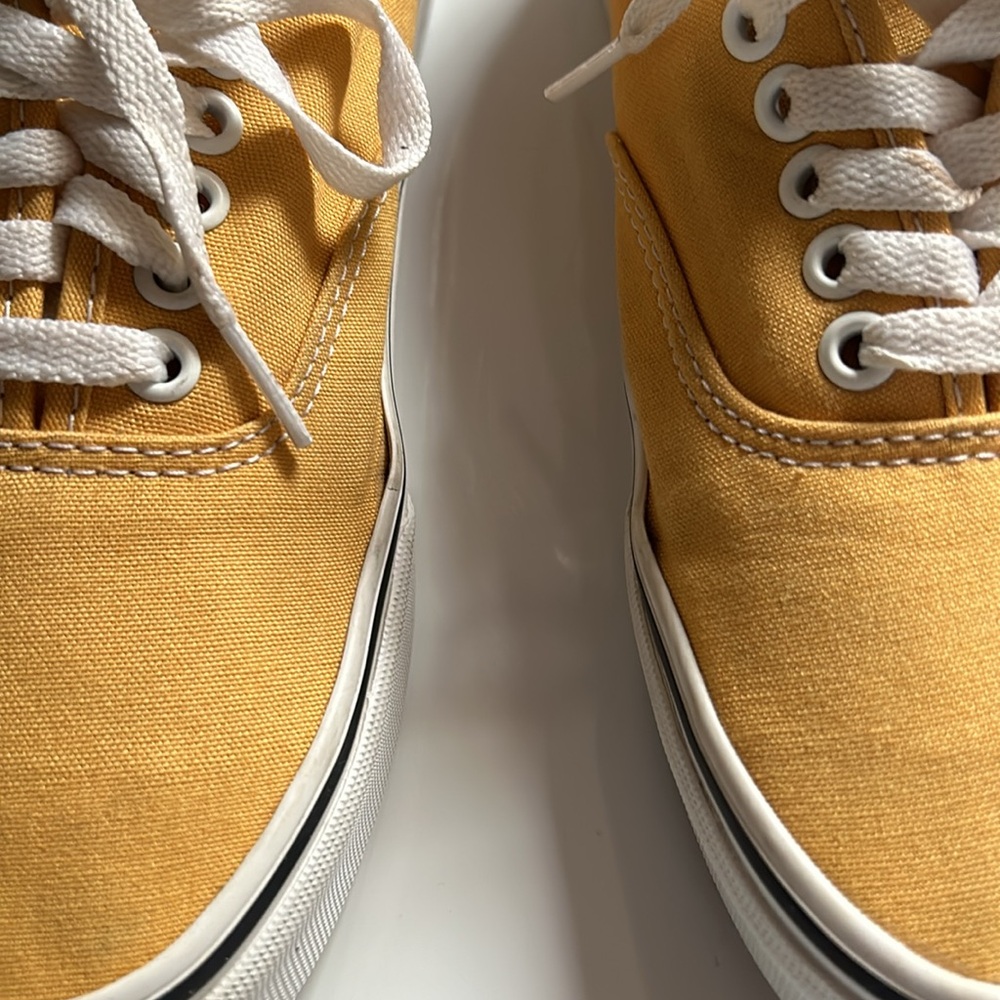 VANS - Picture 5 of 5